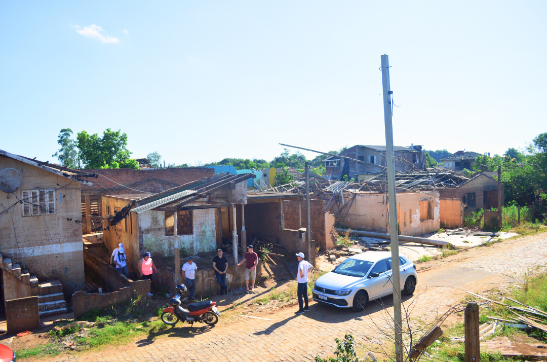 Descaso e lentidão ainda marcam a resposta às enchentes no Vale do Taquari